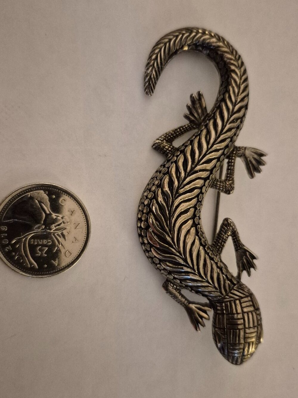 Vintage Heavy Textured Lizard Salamander Brooch Pin Black Gem Eyes 3.5"